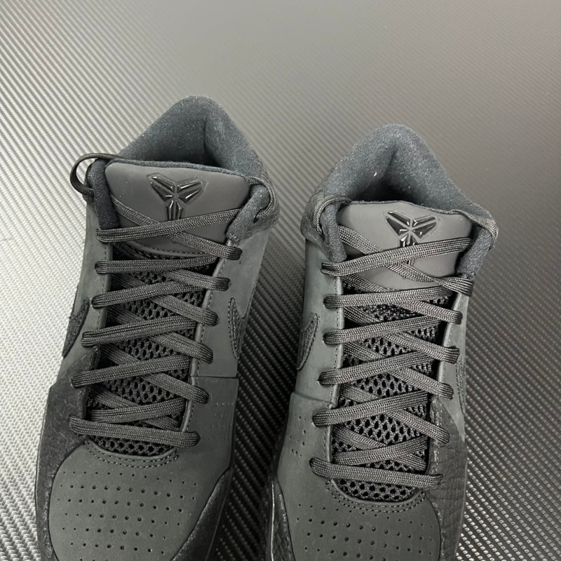 Tênis Nike Kobe 4 Versão "The Apocalypse"