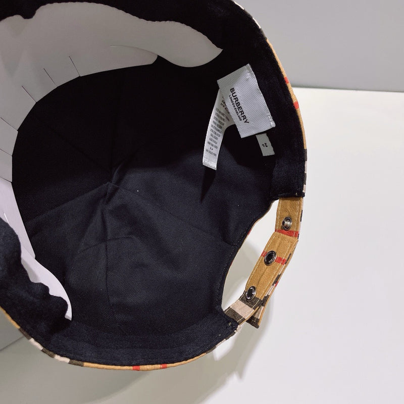 boné de beisebol Burberry