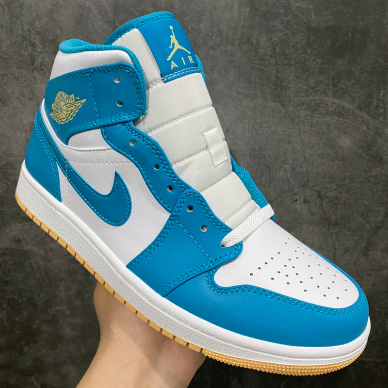 Tênis Air Jordan 1 MID