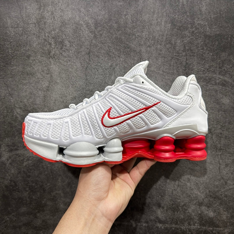 Tênis Nike Shox 12 mola
