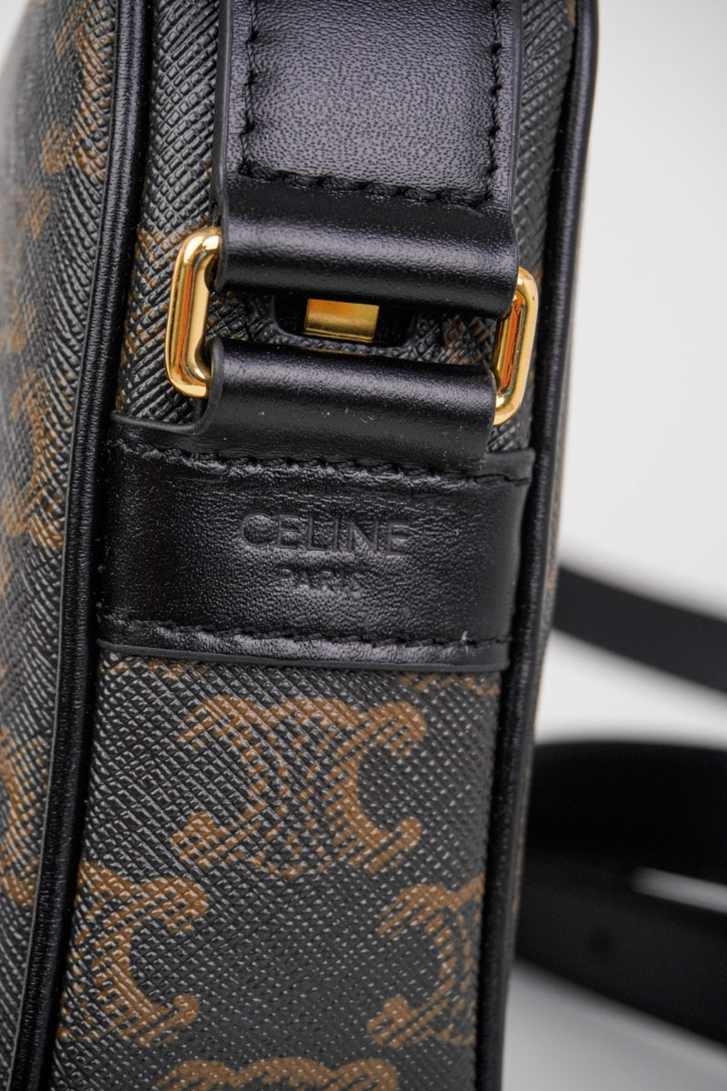 Bolsa Celine Triomphe Canvas Mideum Bag