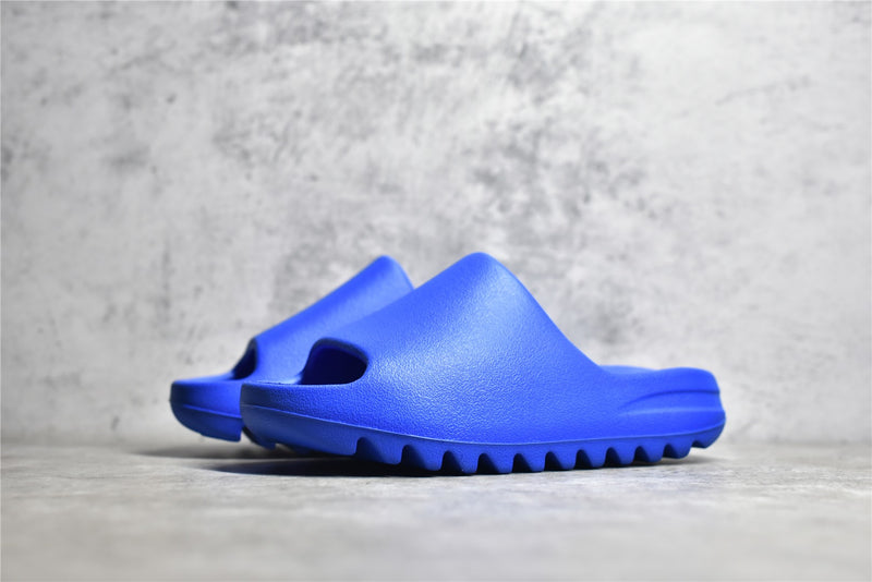 Chinelo Adidas Yeezy Slide