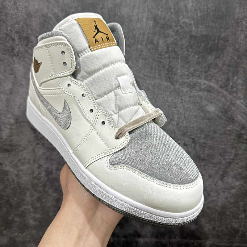 Tênis Air Jordan 1 MID