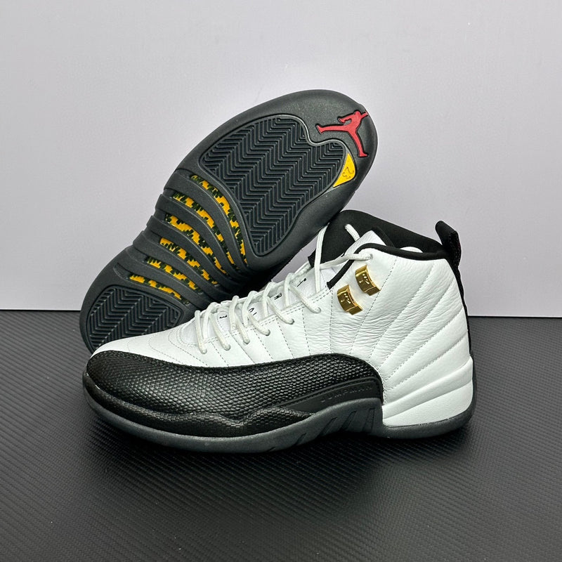 Tênis Air Jordan 12 Retro
