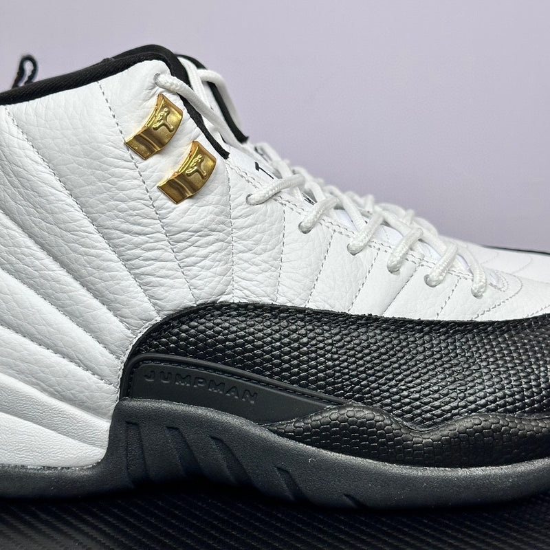 Tênis Air Jordan 12 Retro