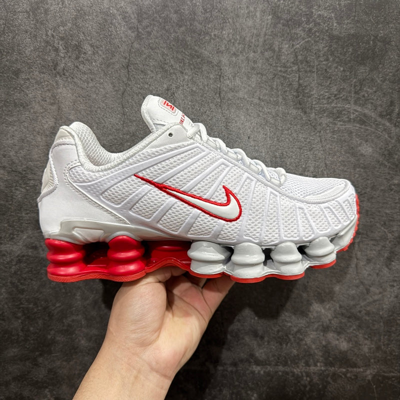 Tênis Nike Shox 12 mola