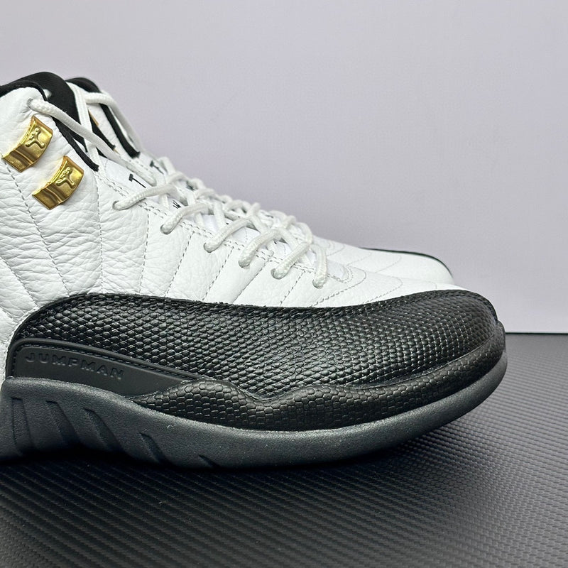 Tênis Air Jordan 12 Retro
