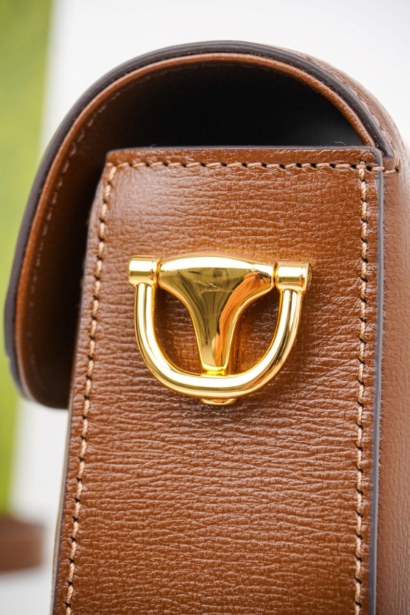 Bolsa Gucci de Onbro com Detalhe Horsibet 1955