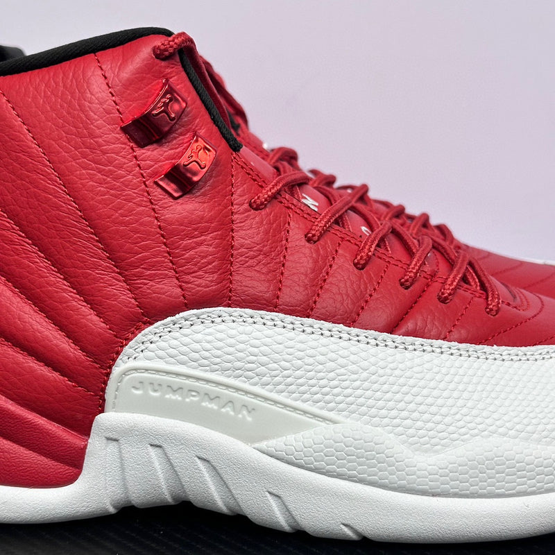 Tênis Air Jordan 12 Retro