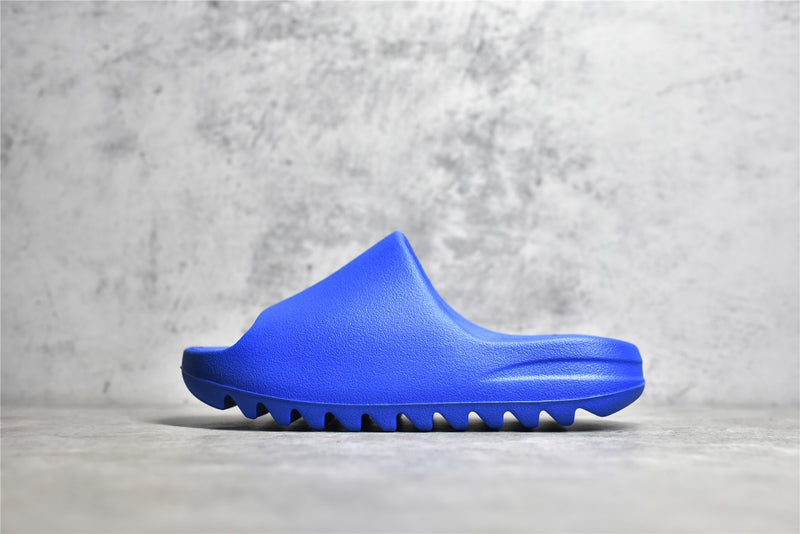 Chinelo Adidas Yeezy Slide