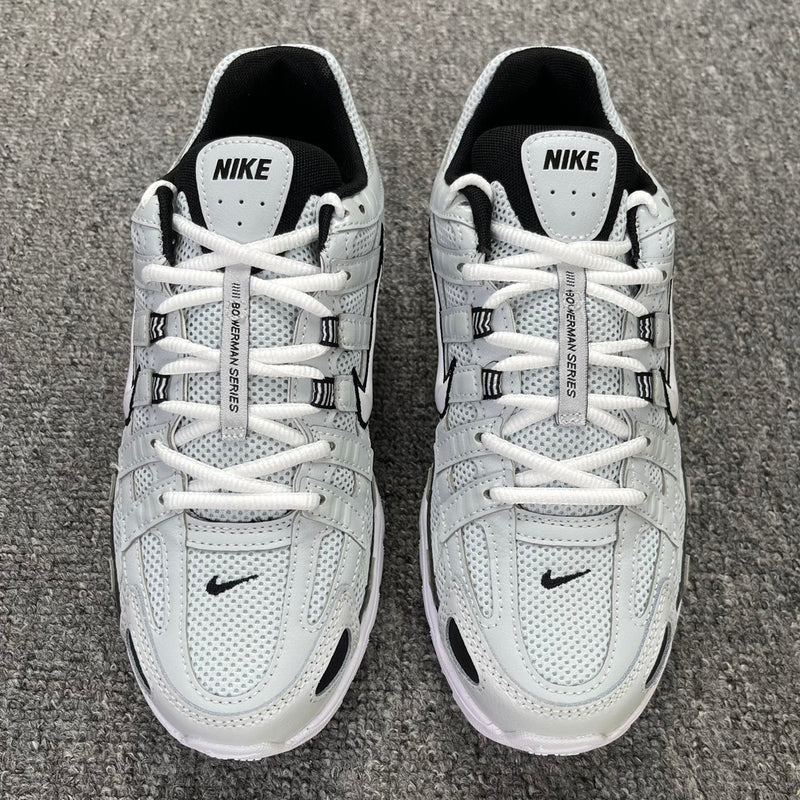 Tênis Nike P-6000