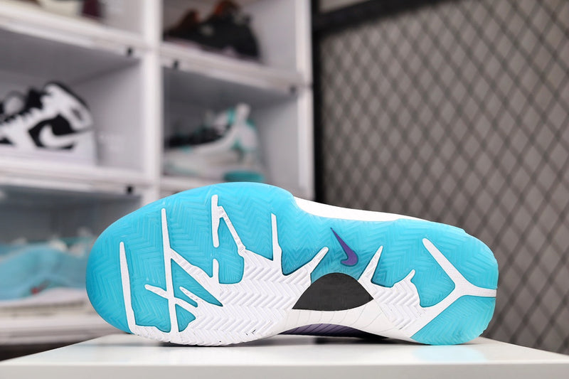Tênis Nike Kobe 4