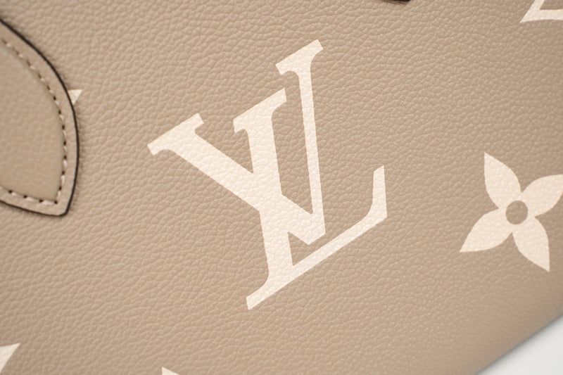 Bolsa Tote OnTheGo PM Louis Vuitton