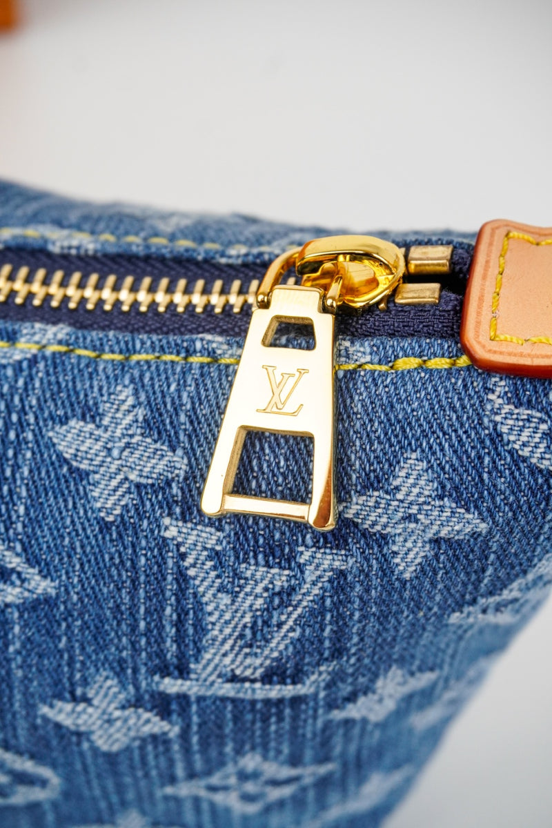 Bolsa Pochette Hills Louis Vuitton