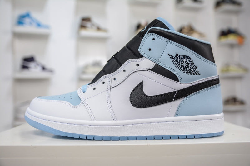 Tênis Air Jordan 1 MID