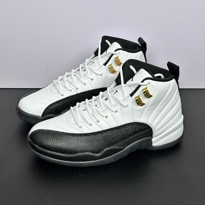 Tênis Air Jordan 12 Retro