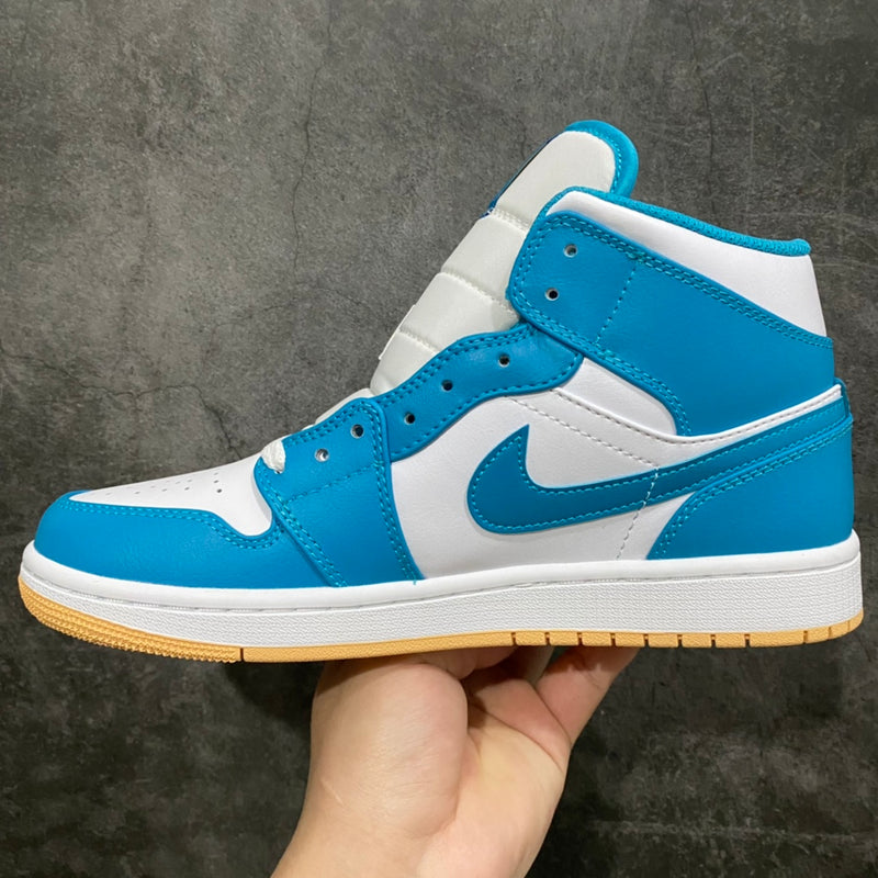 Tênis Air Jordan 1 MID
