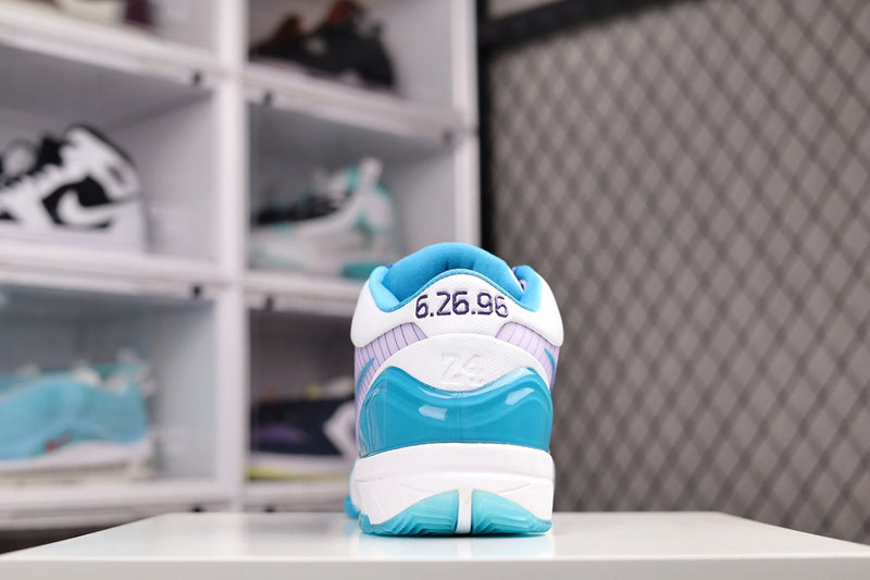 Tênis Nike Kobe 4