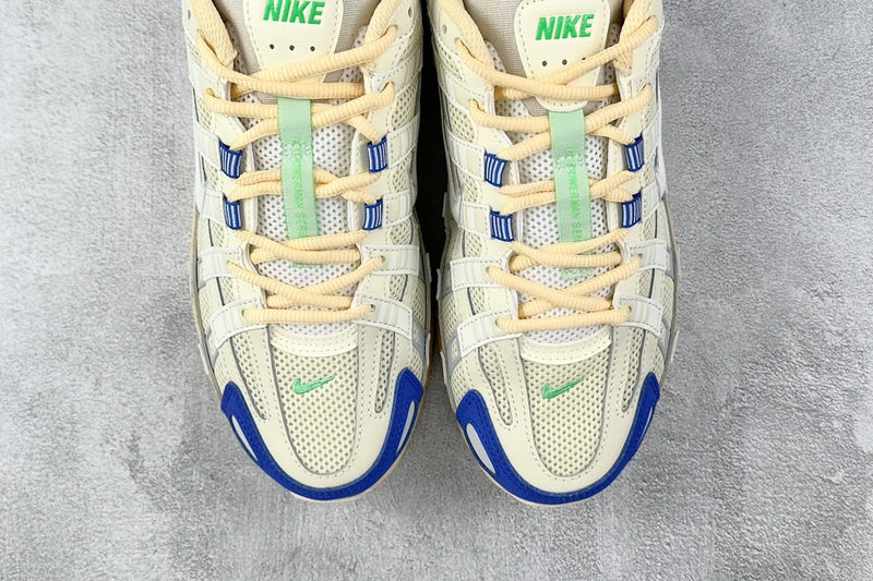 Tênis Nike P-6000