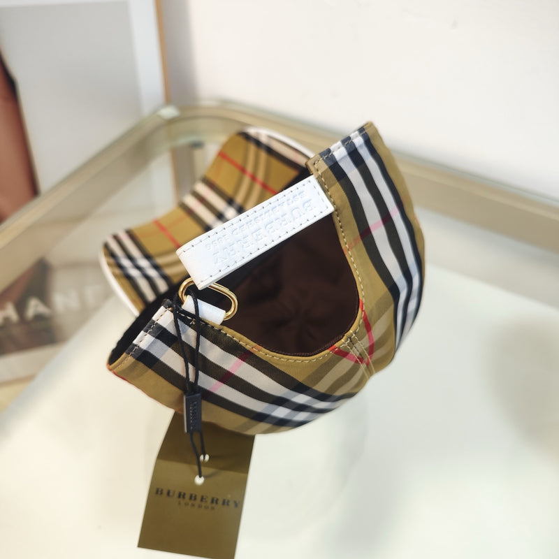 boné de beisebol Burberry