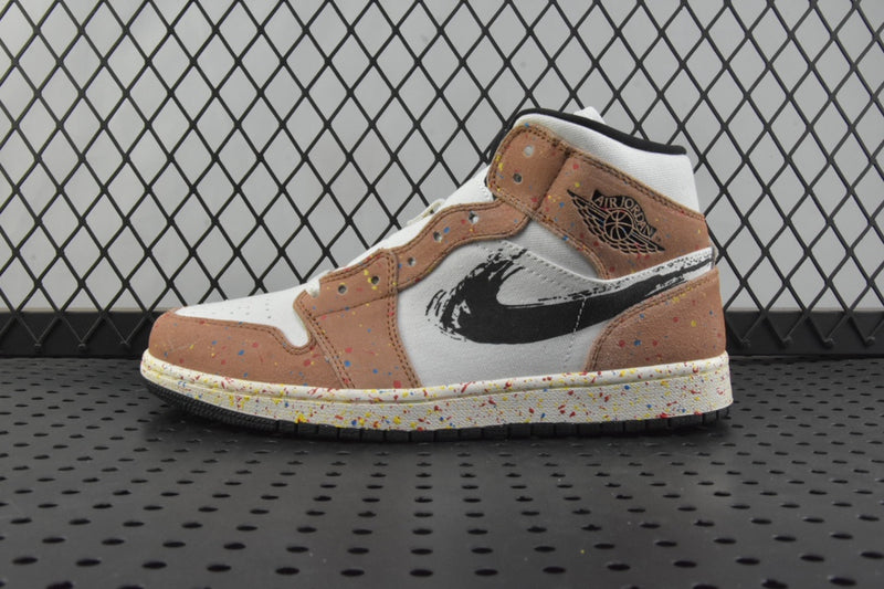 Tênis Air Jordan 1 MID