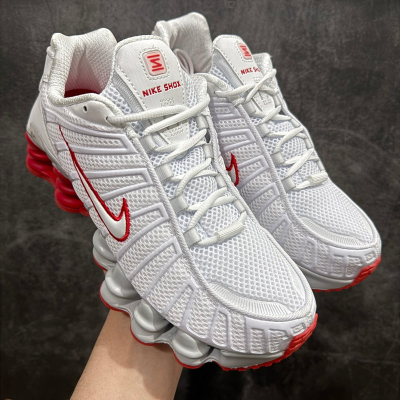 Tênis Nike Shox 12 mola