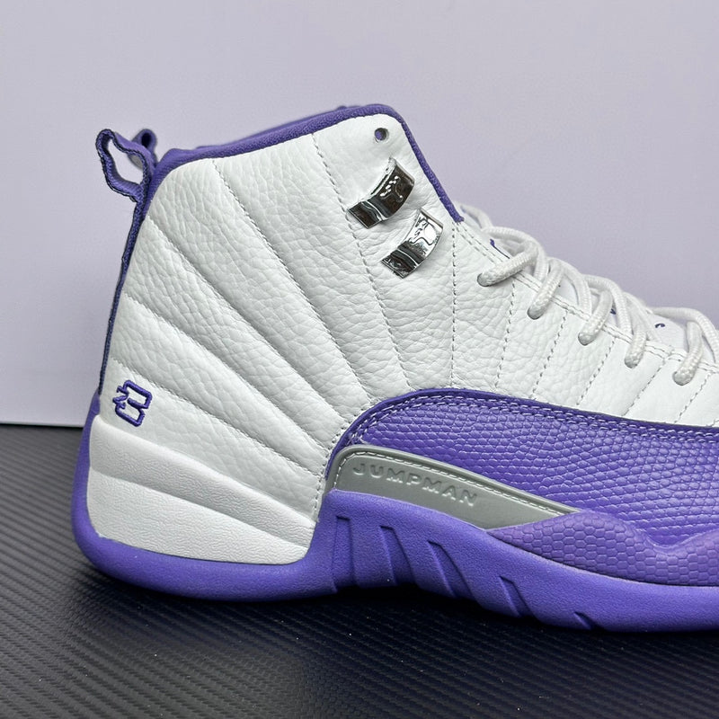 Tênis Air Jordan 12 Retro