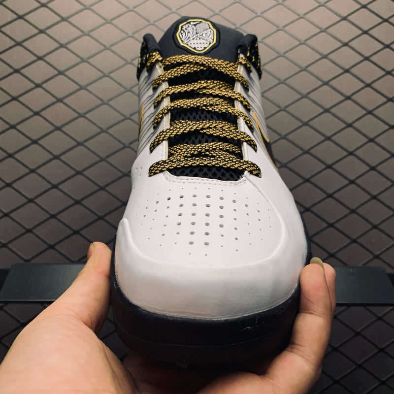 Tênis Nike Kobe 4