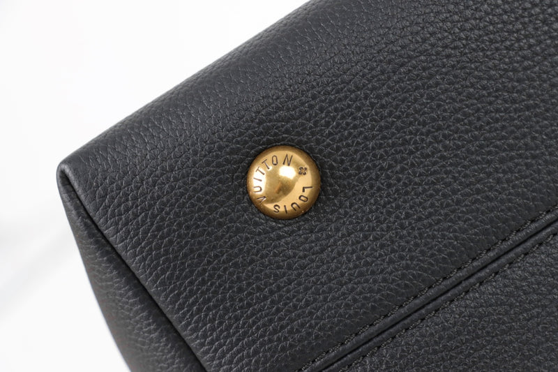 Bolsa Low Key Hobo PM Louis Vuitton