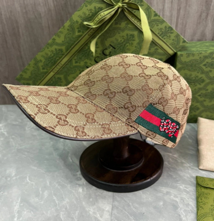 boné de beisebol Gucci