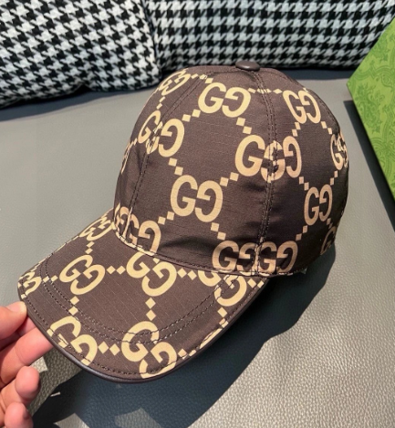 boné de beisebol Gucci
